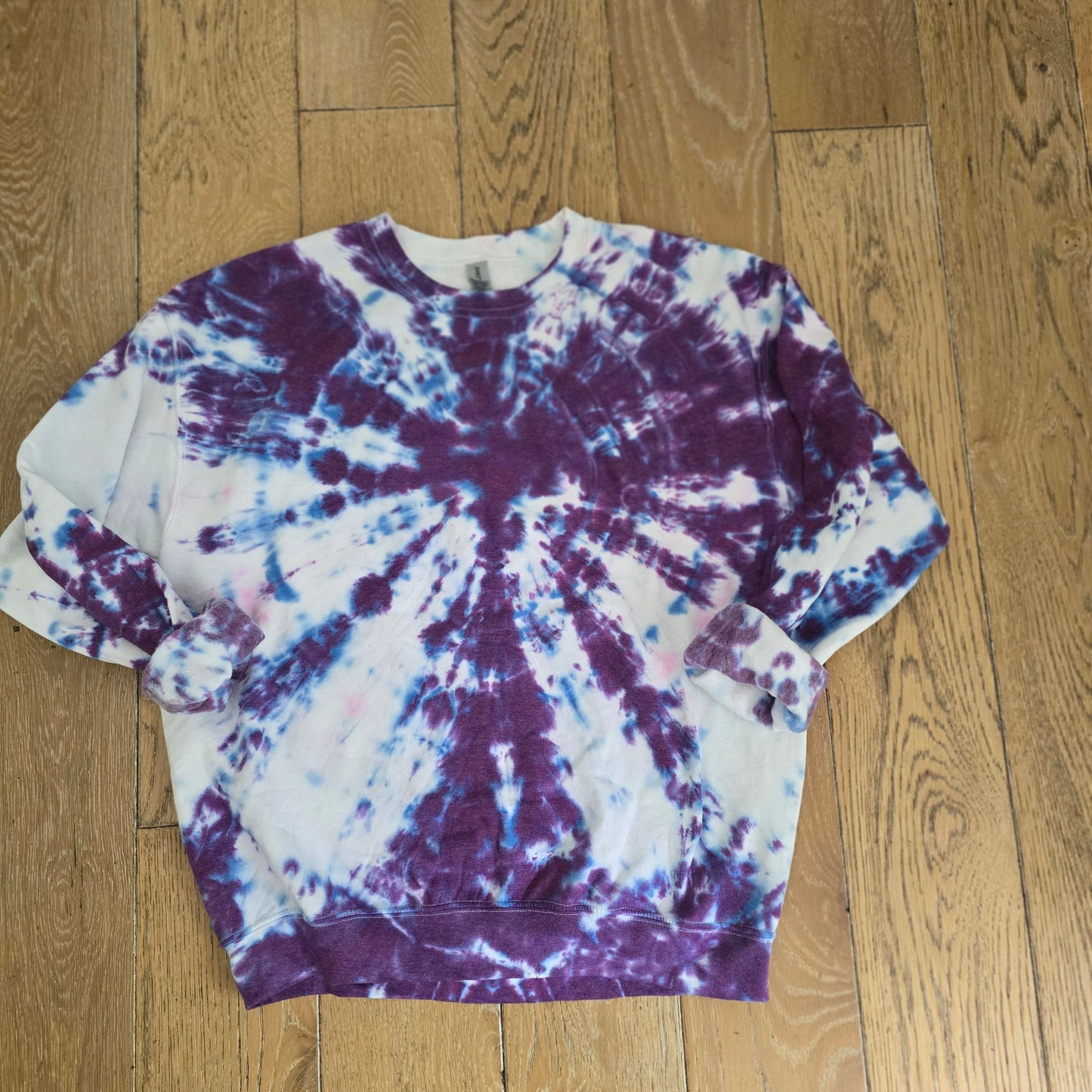 Custom Tie Dye t-shirts, tanks and sweatshirts